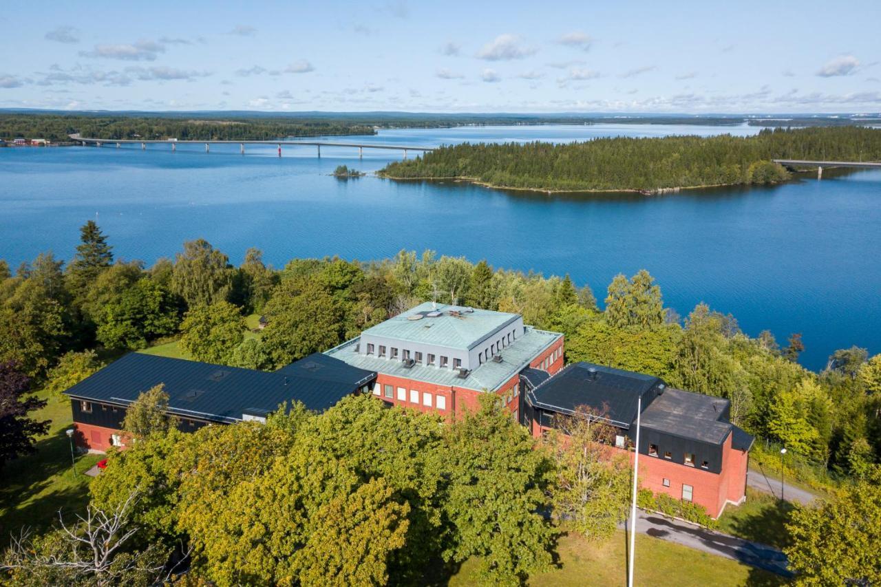 Vaesterbacken Hotell & Konferens Holmsund ภายนอก รูปภาพ